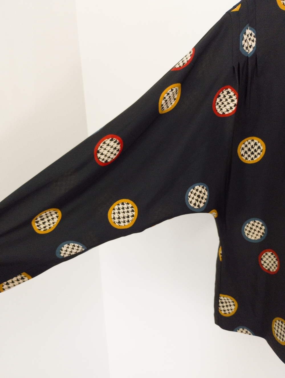 Serge Nancel Paris Vintage Geometric Circle Print Button Down Blouse Size 40 - Picture 9 of 10